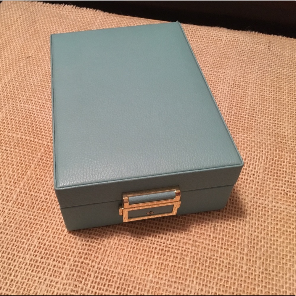 Travel Jewelry Box/Organizer